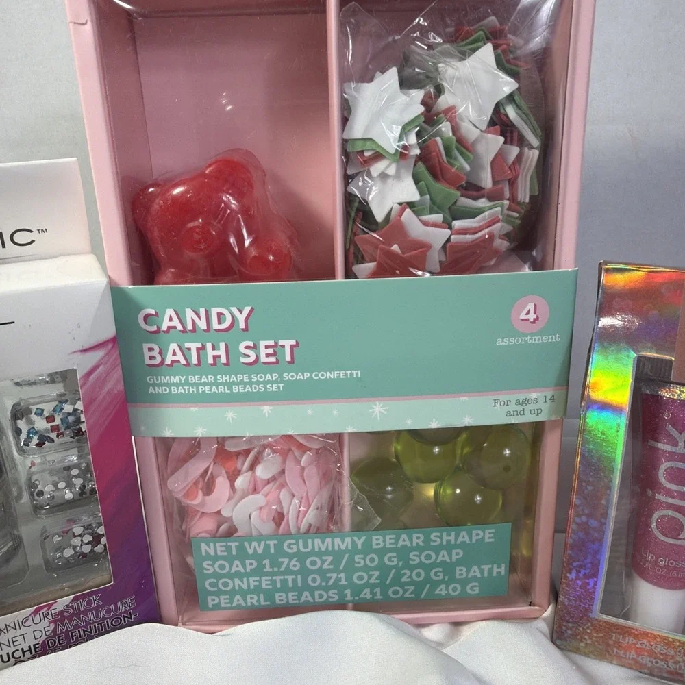 Girls Gift Set Nail‎ Jewels/Polish & Candy Bath Set & Pink Kiss Lip Gloss